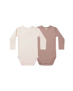 Wear: Quincy Mae Waffle Bodysuit 2 pack Natural & Mauve