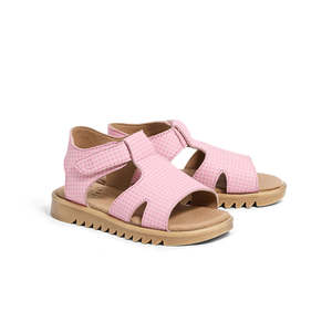 Girls: Pretty Brave CLEO Candy Pink