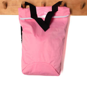 Wear: Neon by Nestling Swim Bag Bubblegum