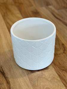 Newest Arrivals: White Arrow - Cover Pot