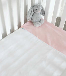 Brolly Sheets Cot Pad with Wings