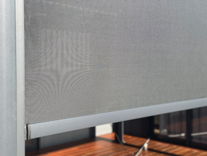 Frontpage: Side Blind for Louvre