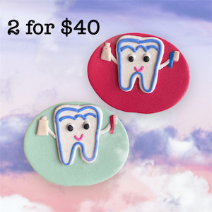 Products: Deal 6 Two Name Badges - badges from badgeorders.co.nz