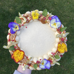 Frontpage: Apple Crumble & Caramel