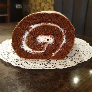 Sweet Treats: Sponge Roll (packaged)