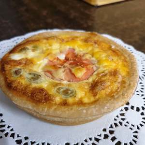 Savoury: Bacon & Egg Pie