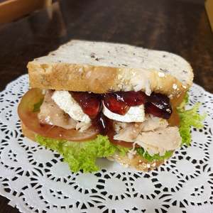 Chicken, Brie & Cranberry Dagwood