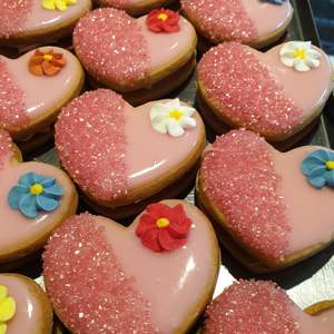 Small Cakes: Sweet Dreams