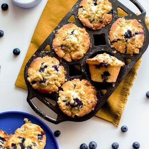 Lodge Cast Iron Muffin Pan