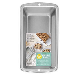 Wilton Recipe Right Medium Loaf Pan