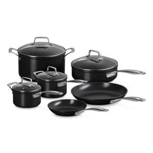 Cookware Sets: Le Creuset Ceramic Non-Stick Cookware Set 6pce