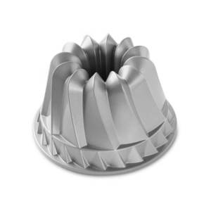 Non Stick: NordicWare Kugelhoph Bundt Pan