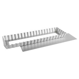Fat Daddio's Fluted Oblong Tart Pan (loose base)