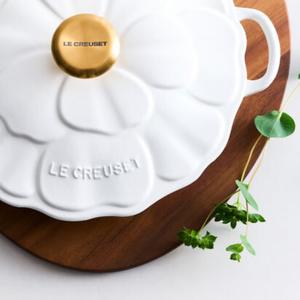 Le Creuset Petal Shallow Casserole 26cm White