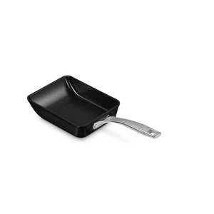 Le Creuset Ceramic Non-Stick Rect Egg Pan 18cm