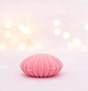 Lauren Hinkley - Clam Velvet Shell Box