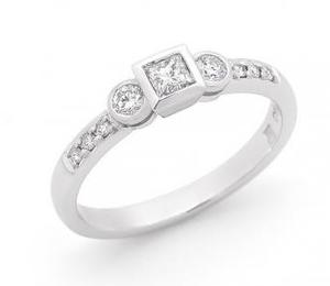 9ct White Gold Triology Ring