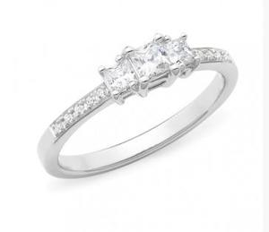 9ct White Gold Triology Ring