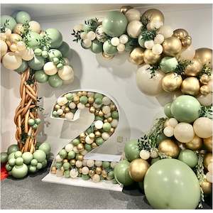 Acrylic circle backdrop baby shower