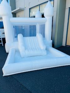 Toddlers bouncy castle