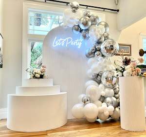 Kids Birthday Packages: Ripple backdrop and dessert table set - add balloons