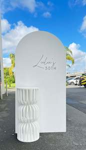 2m Archway with custom writing add on cake stand