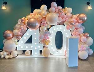 40th light up number set up - Peachy 40th Luxury