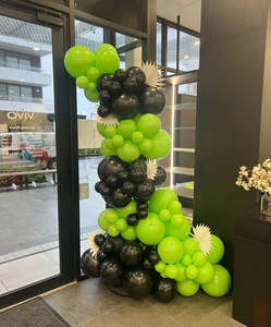 Grab and go lime green and black balloon garland