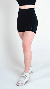 Bottoms: Legacy Legging Mid Shorts | Black