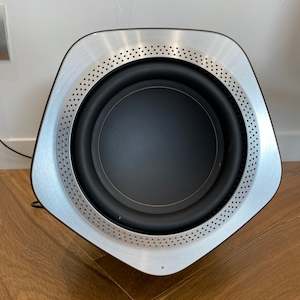 Pre Loved Specials: Beolab 19 Black (Pre-Loved)