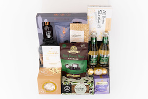 Products: THE WEEKENDER – Barclae Ridge Gift Solutions