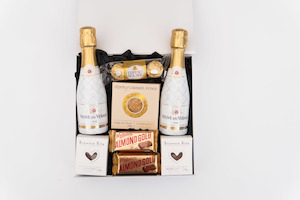 BUBBLES & BITES – Barclae Ridge Gift Solutions