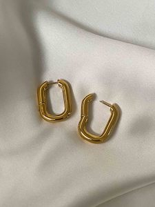 Golden Essentials: Esmee Hoops