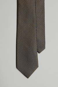 Pearl Geo Tie