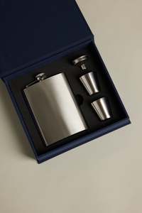 Drink Bottles Flasks: The Essentials Hip Flask
