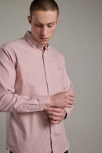 Mens Classic Fit Shirts: Courtlandheck Shirt