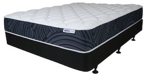 Products: Sleepmaker California Bed Queen Plush K02938QM K02850QP