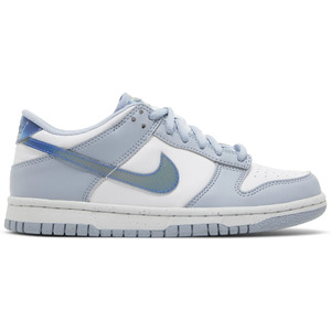5y: Nike Dunk Low Next Nature Blue Whisper Iridescent (GS)