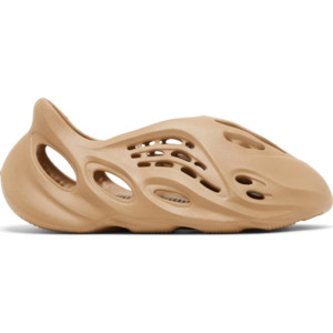 Yeezy: adidas Yeezy Foam RNR Clay Taupe