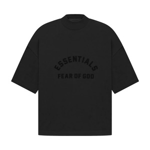 Essentials: Fear of God Essentials Arch Logo Tee Jet Black