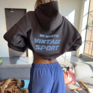 Mr Winston: Mr Winston Puff Hood Chocolate