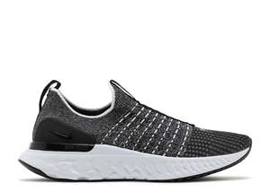 Wmns React Phantom Run Flyknit 2 Oreo