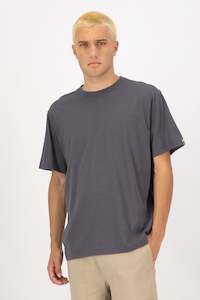 MONS ROYALE Mens Yonder T-Shirt Nat Label Ctn Vintage Black