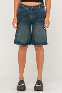 RUSTY Billie Low Rise Carpenter Jort Dark N Dirty