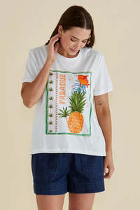BETTY BASICS Ellia Crew Tee Paradise Beach Print White