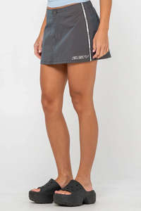 RUSTY Lombardi Nylon Mini Skrt Olive