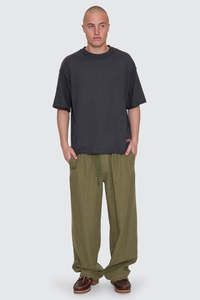 WORSHIP Reverse Box Fit Cropped Overdye Tee Black Overdye