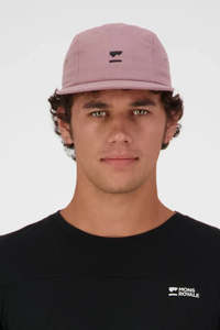 MONS ROYALE Unisex Ridgeline 5 Panel Cap Logo Antler