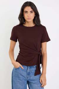 AMONG THE BRAVE Loop Knot Front Tee Chocolate