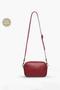 STATUS ANXIETY Plunder With Dual Strap Rouge